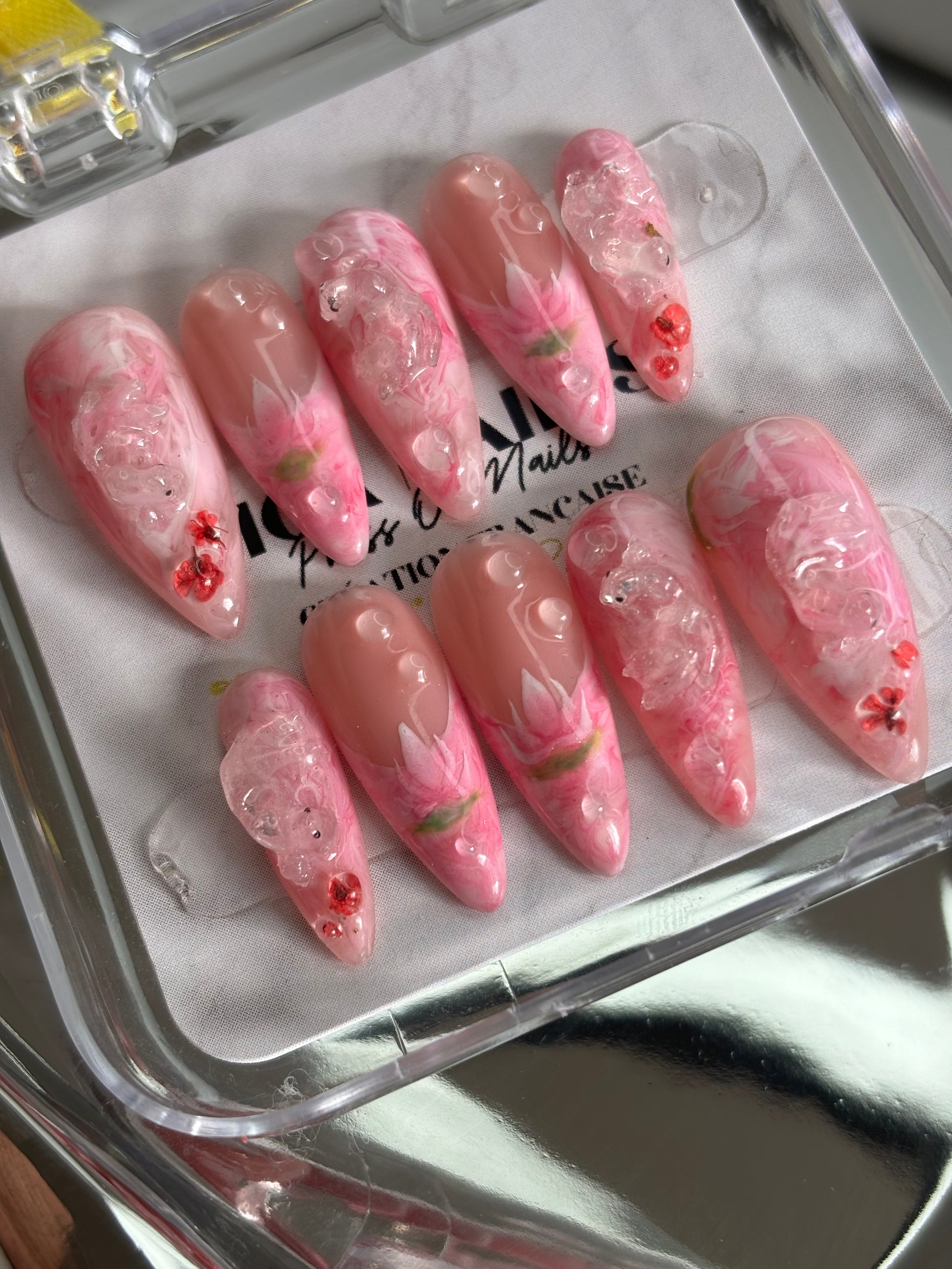 Yusa - MCR NAIL'S 