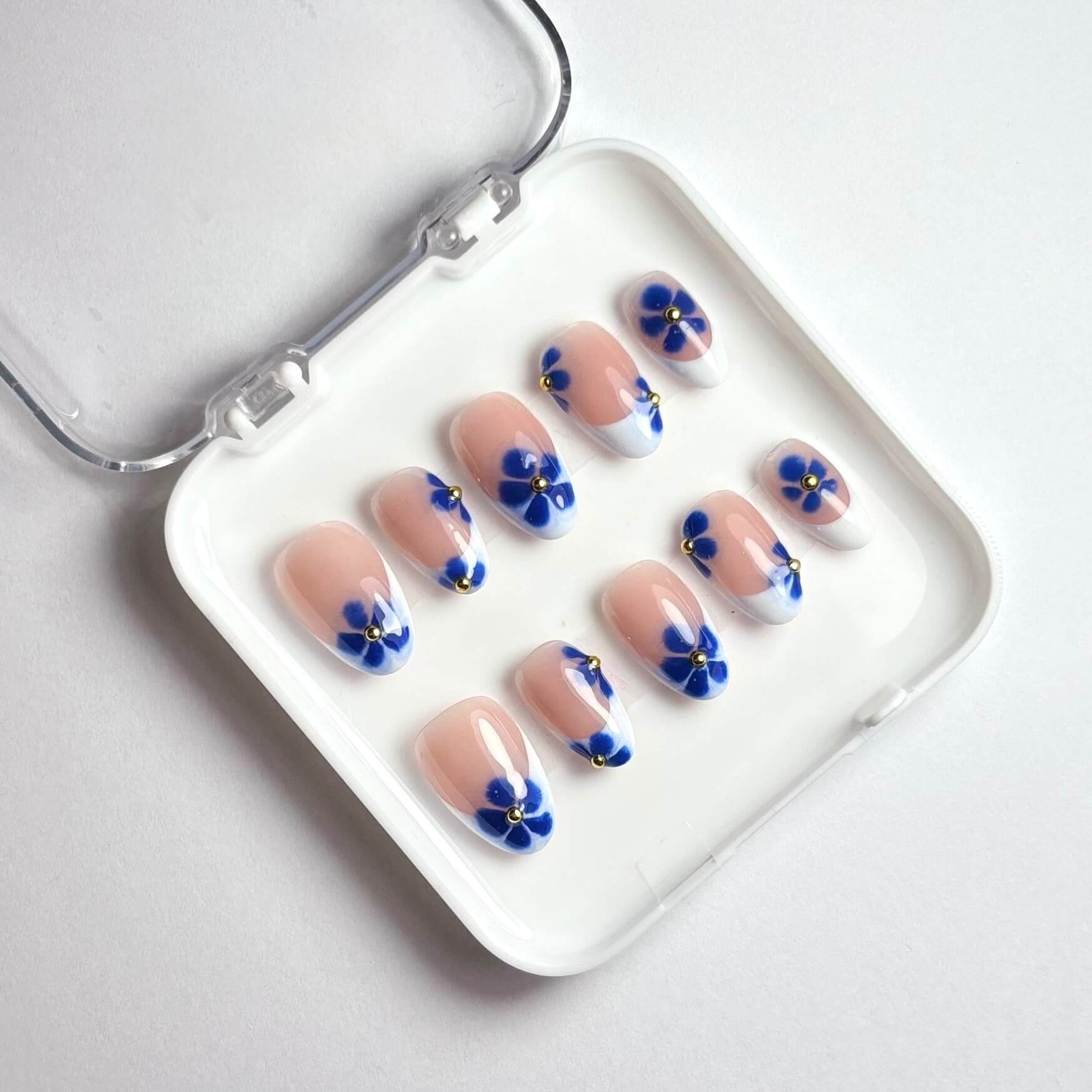 Elyra MCR NAIL'S