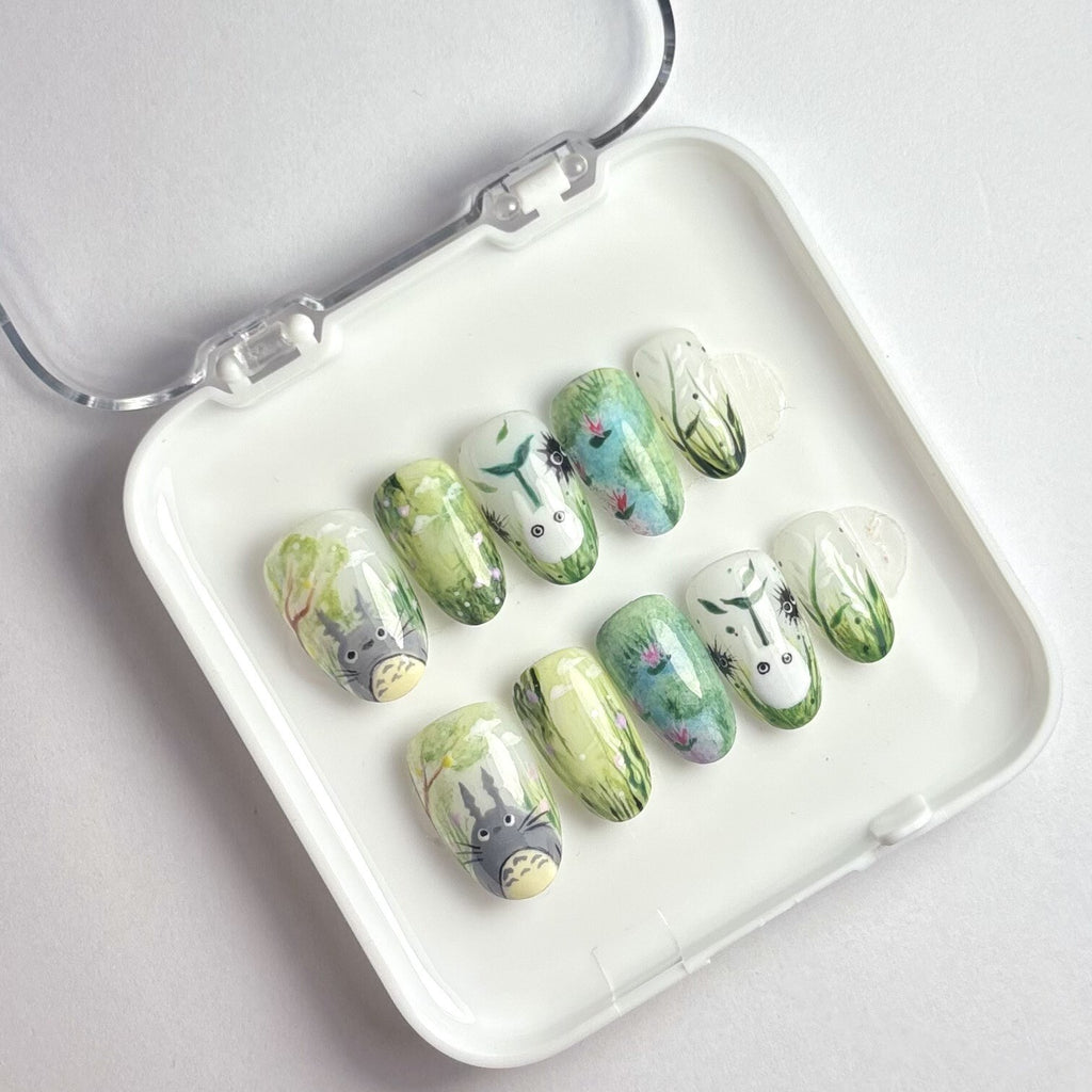 press on nails mon voisin totoro inspiré de l'animé totoro