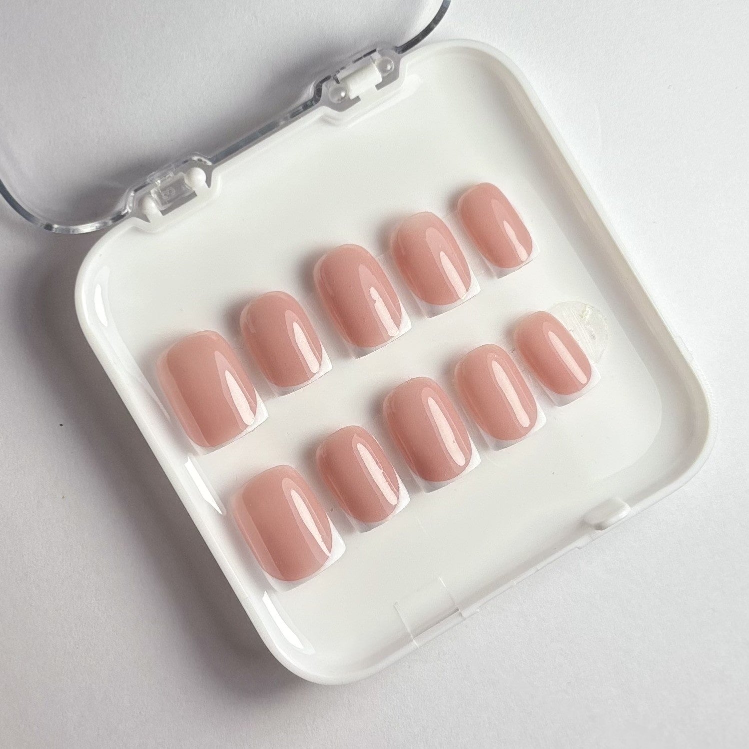 press on nails faux ongles réutilisables faits main french manucure